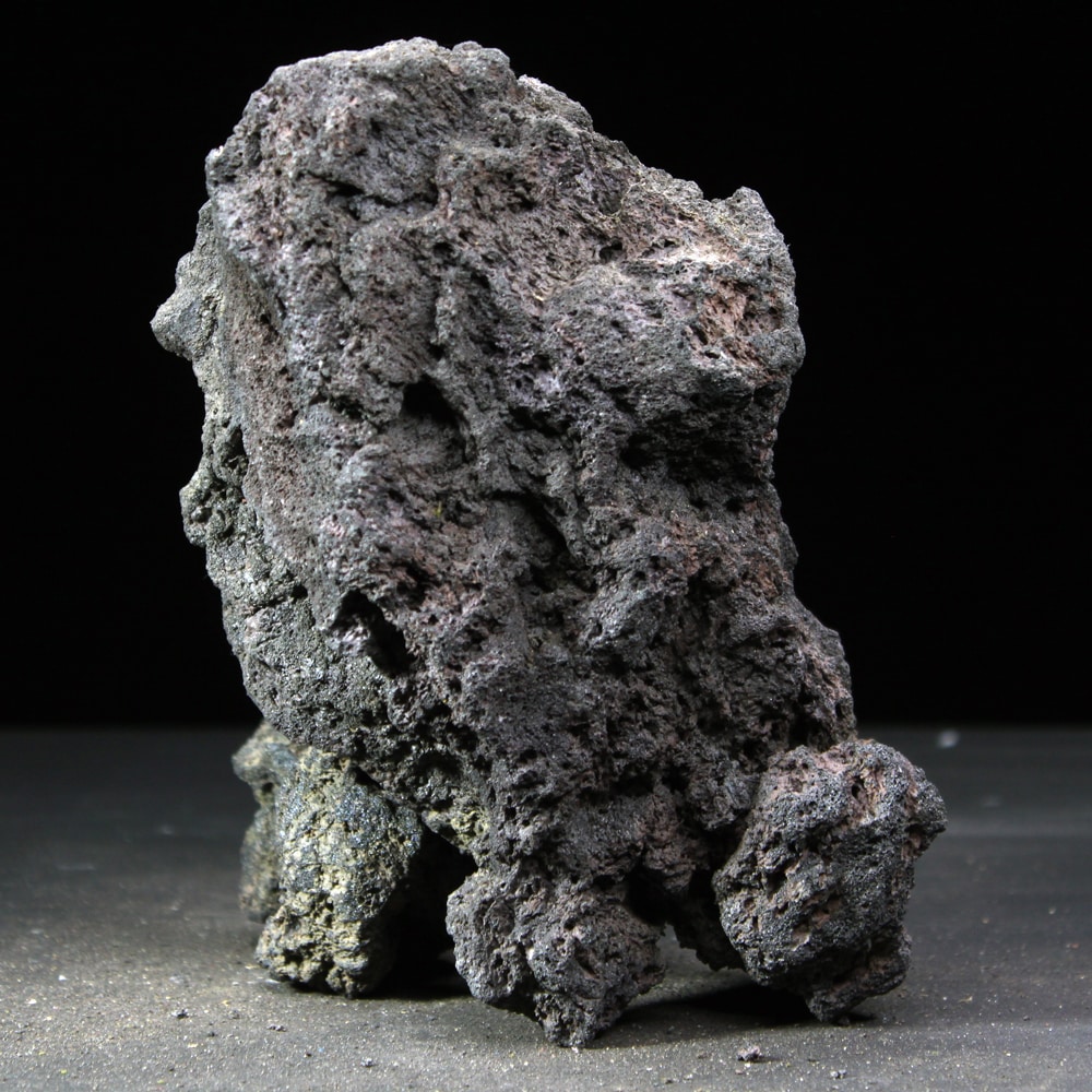 高濾過溶岩 大型溶岩石 L W22cm x D14cm x H10cm 1.2kg 黒系