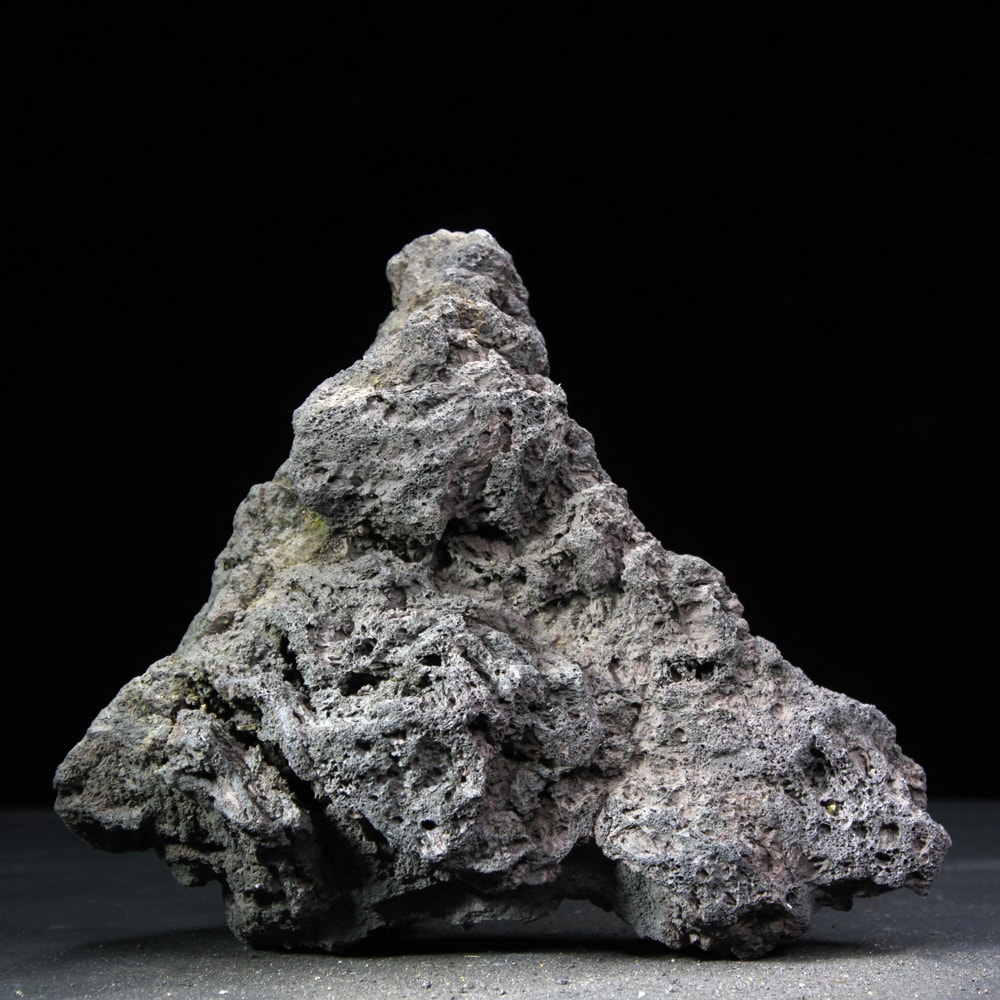 高濾過溶岩 大型溶岩石 L W25cm x D16cm x H20cm 1.4kg 黒系