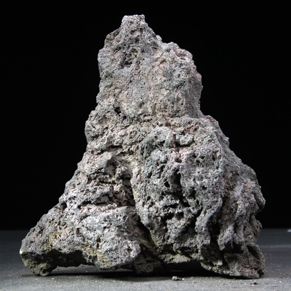 高濾過溶岩 大型溶岩石 L W25cm x D16cm x H20cm 1.4kg 黒系