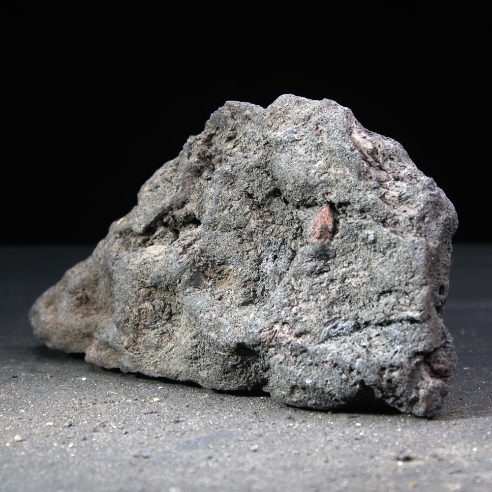 高濾過溶岩 大型溶岩石 L W20cm x D8cm x H11cm 0.8kg 黒系