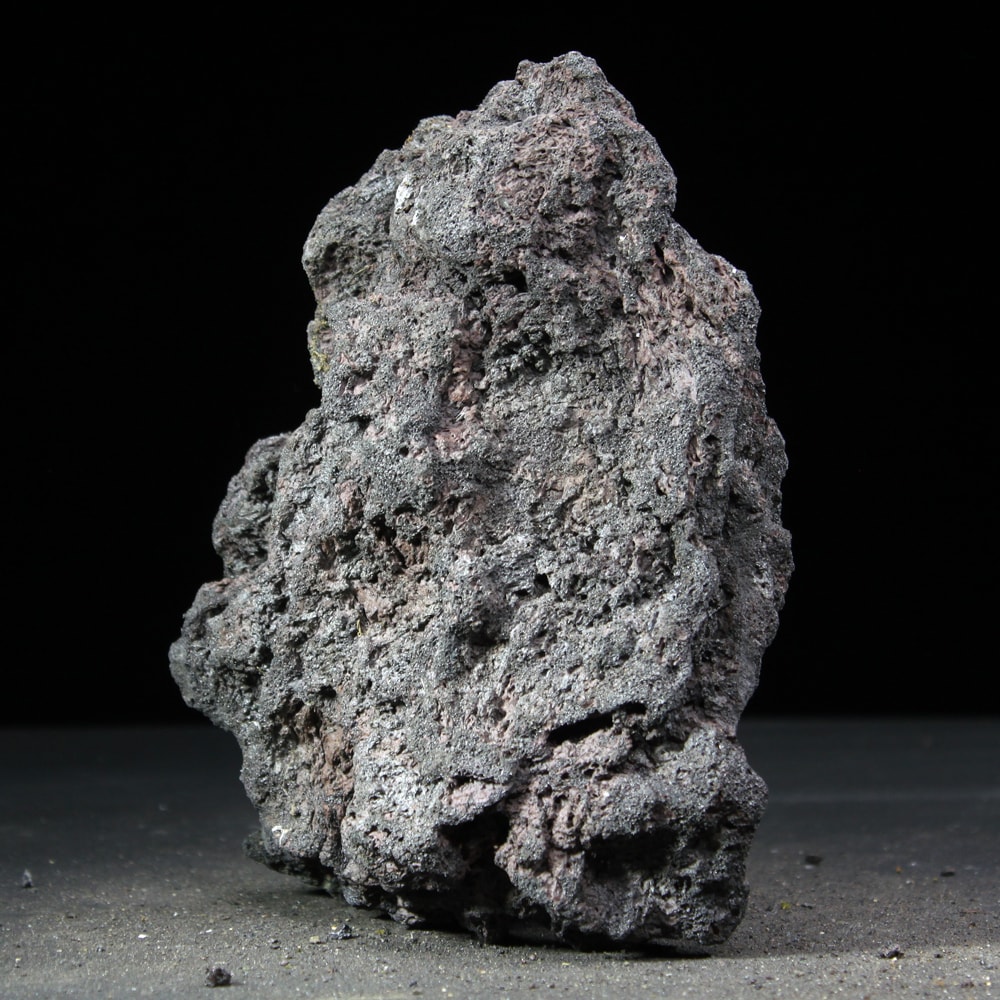 高濾過溶岩 大型溶岩石 L W20cm x D16cm x H9cm 0.9kg 黒系