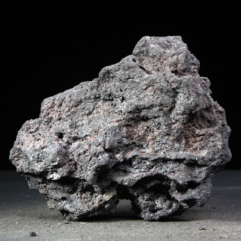 高濾過溶岩 大型溶岩石 L W20cm x D16cm x H9cm 0.9kg 黒系