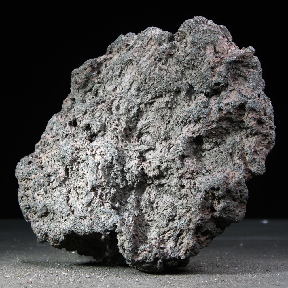 高濾過溶岩 大型溶岩石 L W23cm x D19cm x H8cm 1kg 黒系