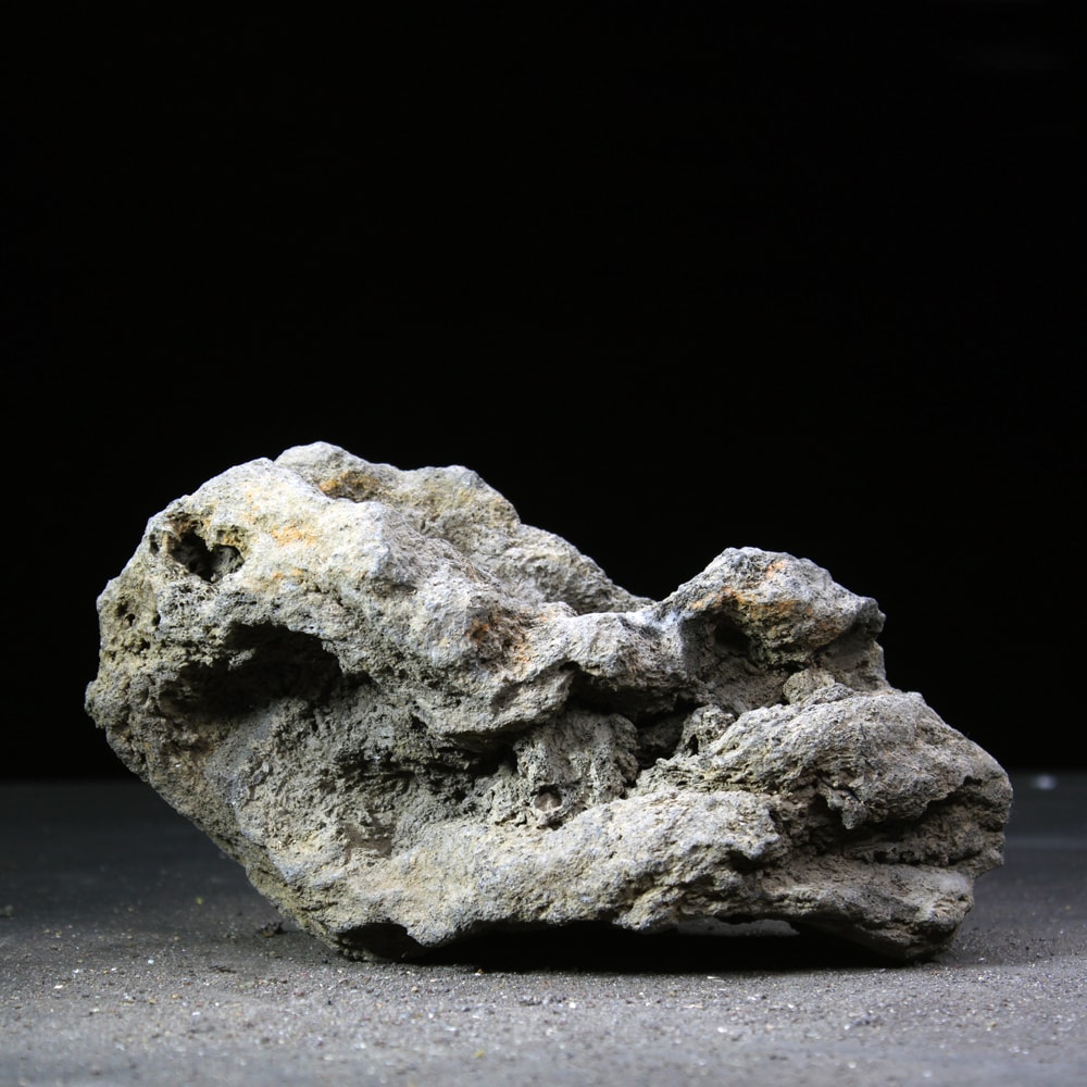 高濾過溶岩 大型溶岩石 L W23cm x D11cm x H11cm 1.1kg 黄系