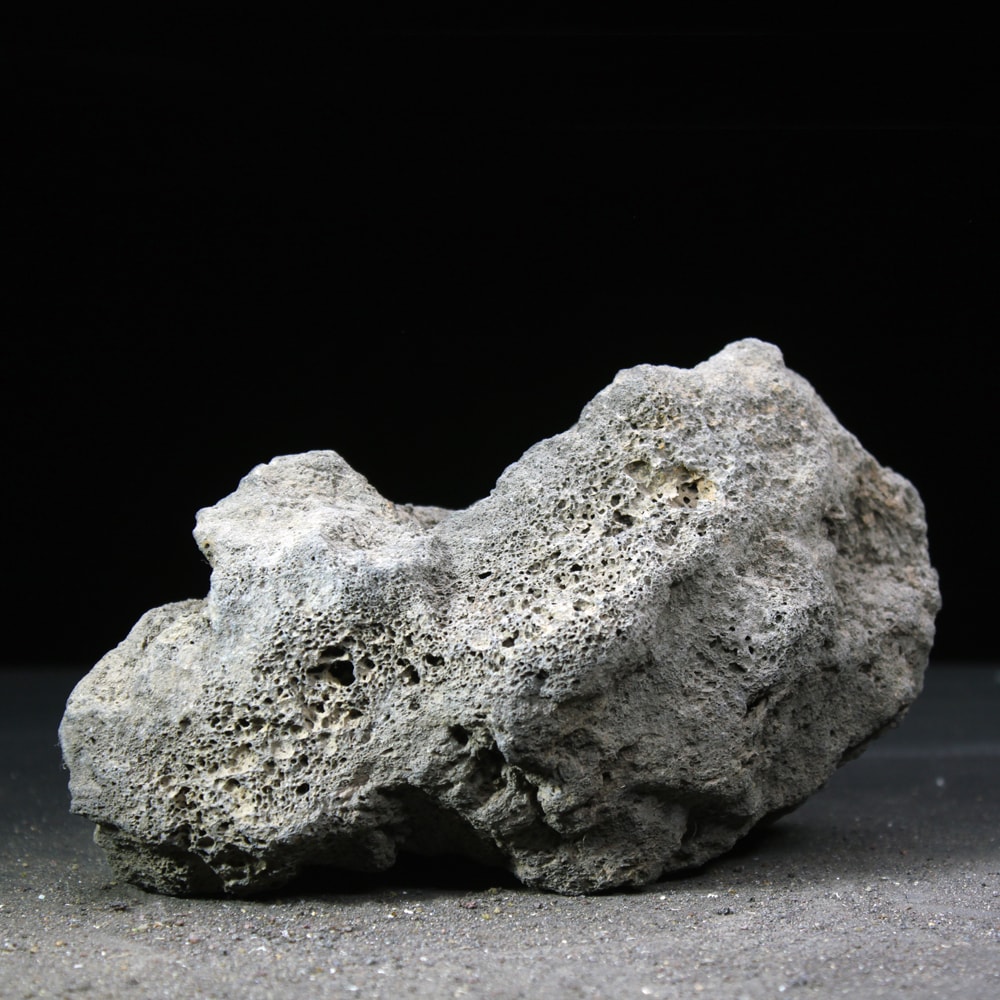 高濾過溶岩 大型溶岩石 L W23cm x D11cm x H11cm 1.1kg 黄系