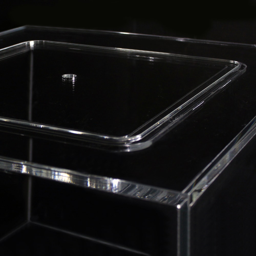 耐震水槽 上方も横も美しい